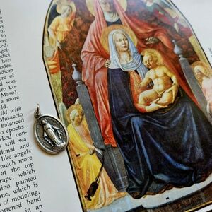 Pendant vintage Jesus Christ Religion Christians style Silver Platet Italy